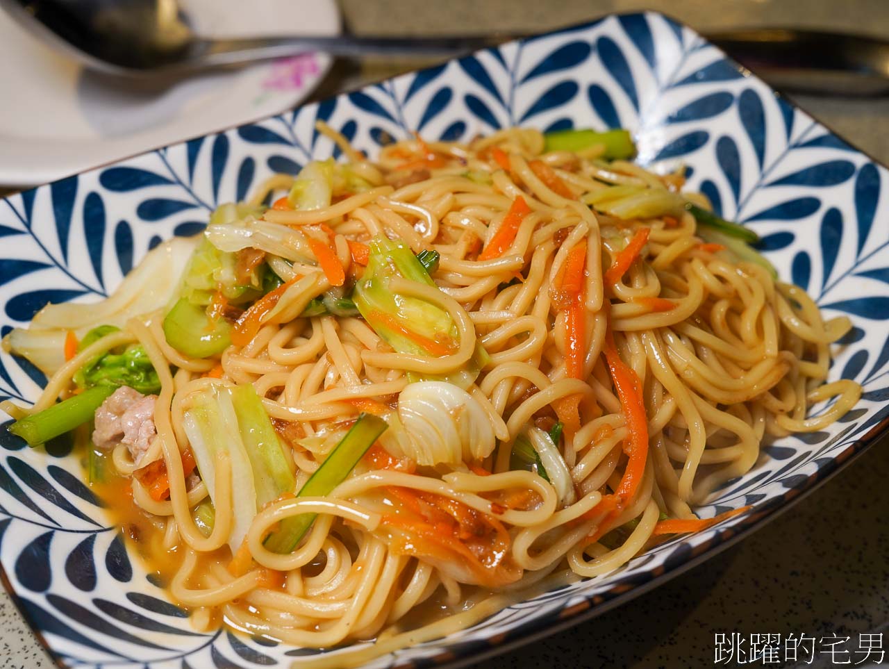 [花蓮美食]大後山深夜食堂-可以小酌一番的花蓮宵夜熱炒，居然有10種雞湯可以選擇