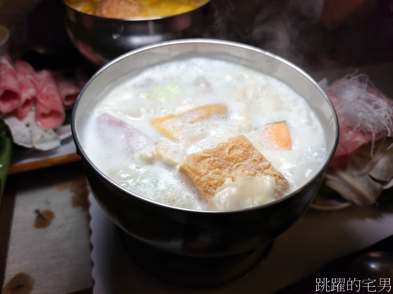 [瑞穗美食]綠精靈瑞穗鮮奶鍋-這家花蓮牛奶鍋推薦，味道十足份量夠，咖哩鍋也很推薦，瑞穗火車站美食