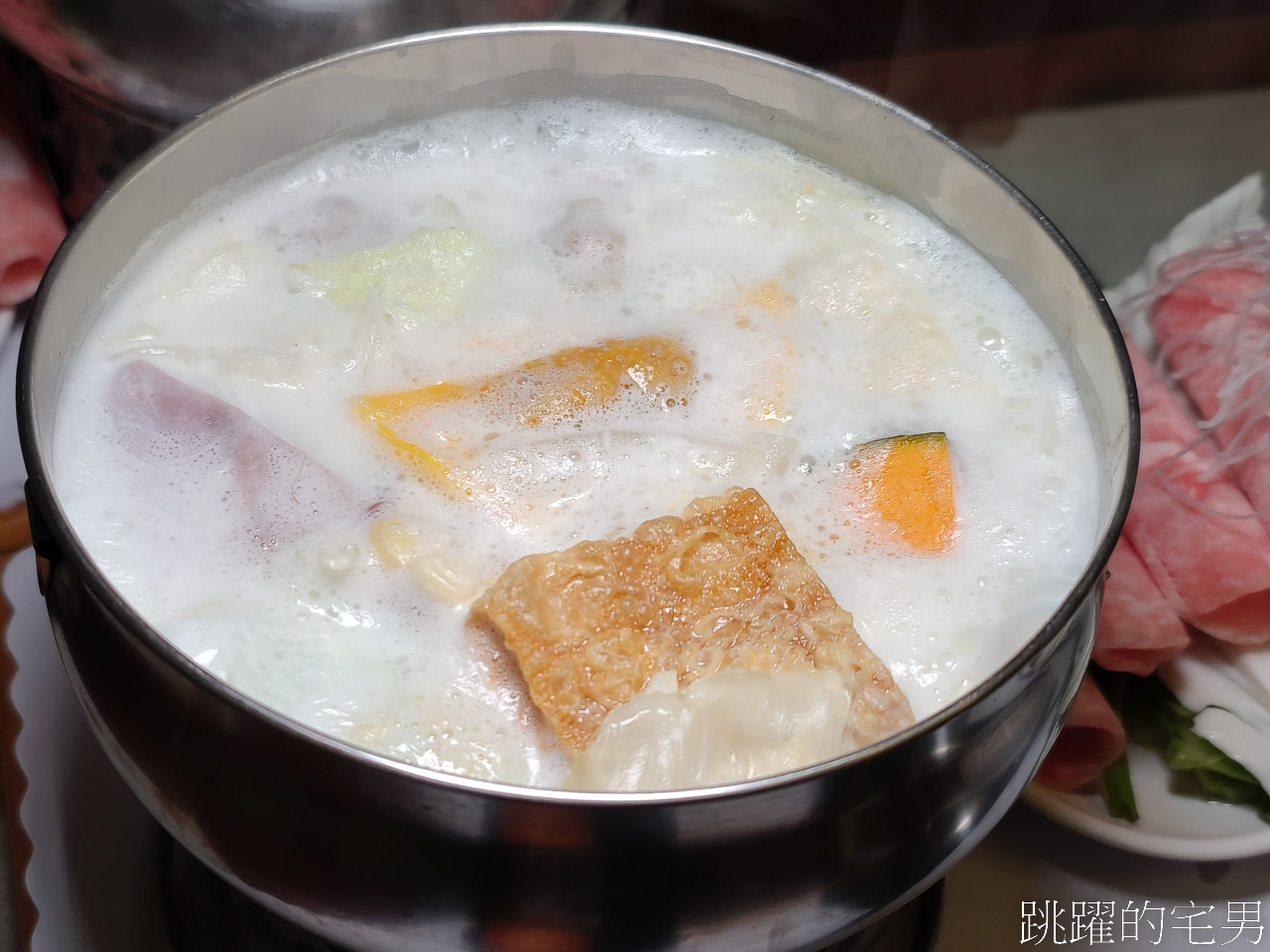 [瑞穗美食]綠精靈瑞穗鮮奶鍋-這家花蓮牛奶鍋推薦，味道十足份量夠，咖哩鍋也很推薦，瑞穗火車站美食