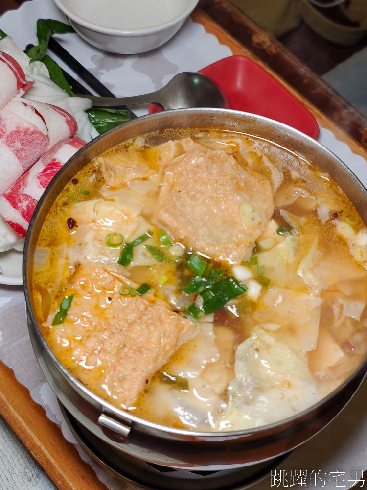 [瑞穗美食]綠精靈瑞穗鮮奶鍋-這家花蓮牛奶鍋推薦，味道十足份量夠，咖哩鍋也很推薦，瑞穗火車站美食