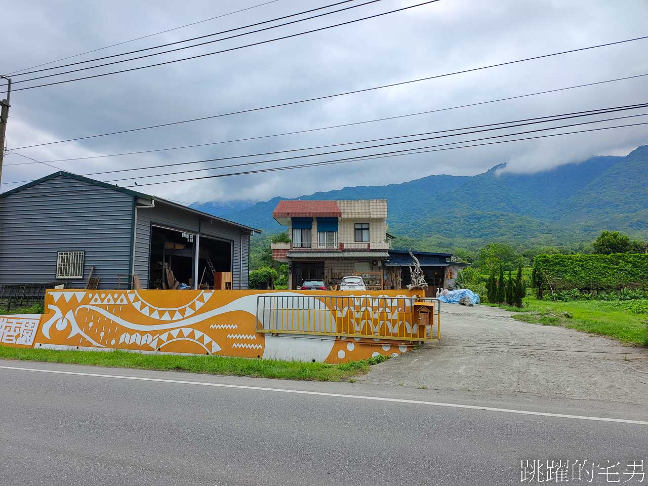 [193縣道咖啡廳]耕香園xSERA咖啡-玉里咖啡廳，親人可愛貓貓，使用當地食材，超厚肉排饅頭堡真心推薦，耕香園手作文創坊