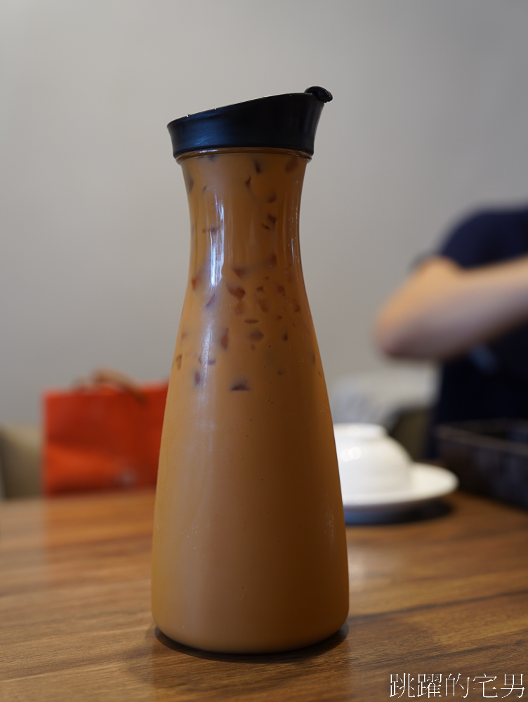 2024花蓮泰式料理「香茅廚房Lemongrass Kitchen」手工醬汁味道濃厚，黃咖哩完全是我的菜，軟殼蟹炸得極好! 還是花蓮寵物友善餐廳，花蓮美食