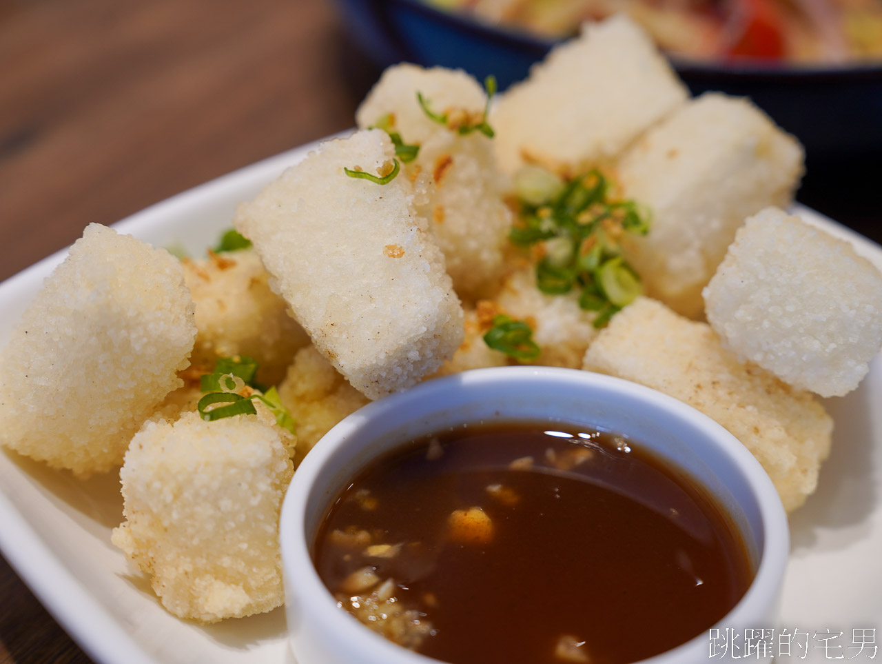 2024花蓮泰式料理「香茅廚房Lemongrass Kitchen」手工醬汁味道濃厚，黃咖哩完全是我的菜，軟殼蟹炸得極好! 還是花蓮寵物友善餐廳，花蓮美食