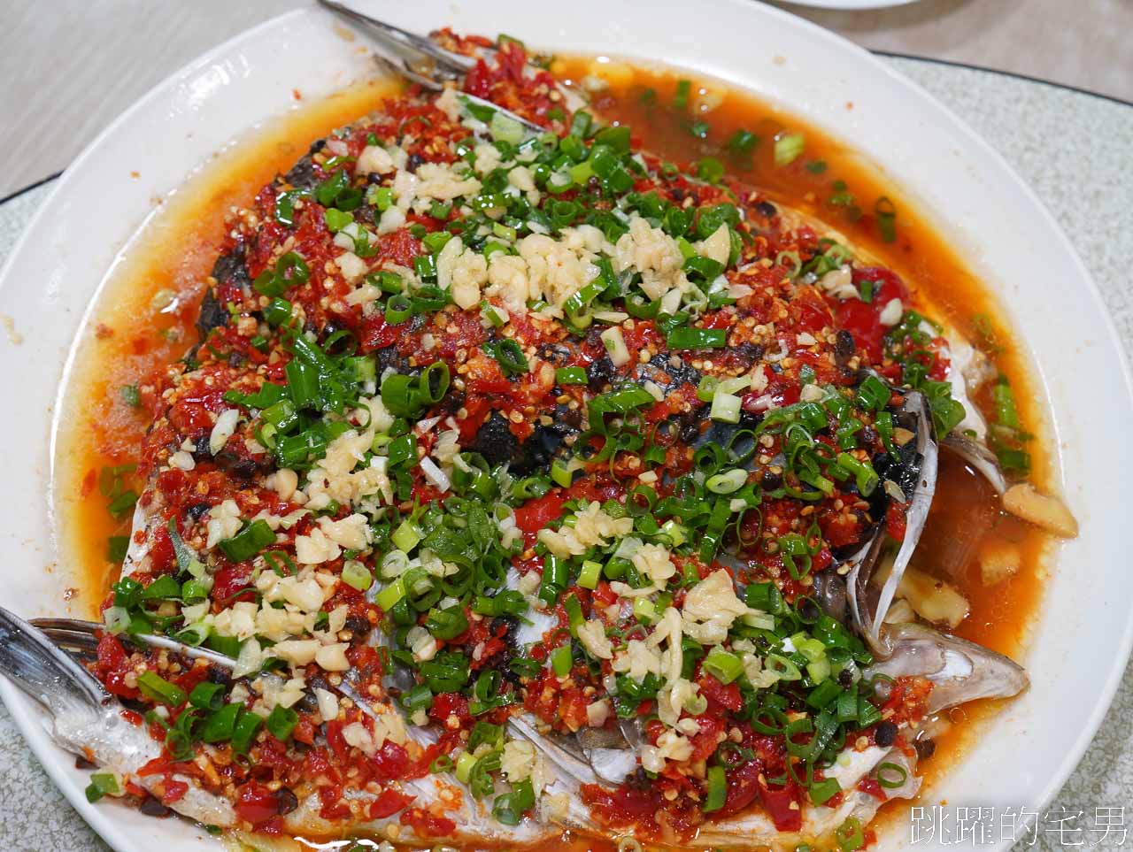 [捷運士林站美食]川舖子28號-台北川菜小館超好吃粉蒸排骨，完全打到我的味蕾，巧遇型男主廚-陳鴻
