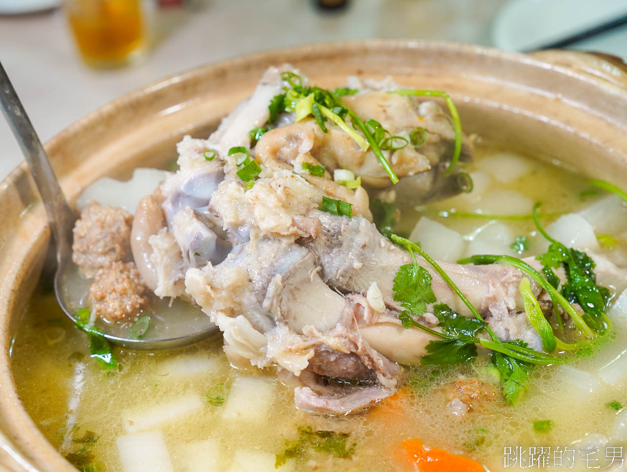 [捷運士林站美食]川舖子28號-台北川菜小館超好吃粉蒸排骨，完全打到我的味蕾，巧遇型男主廚-陳鴻