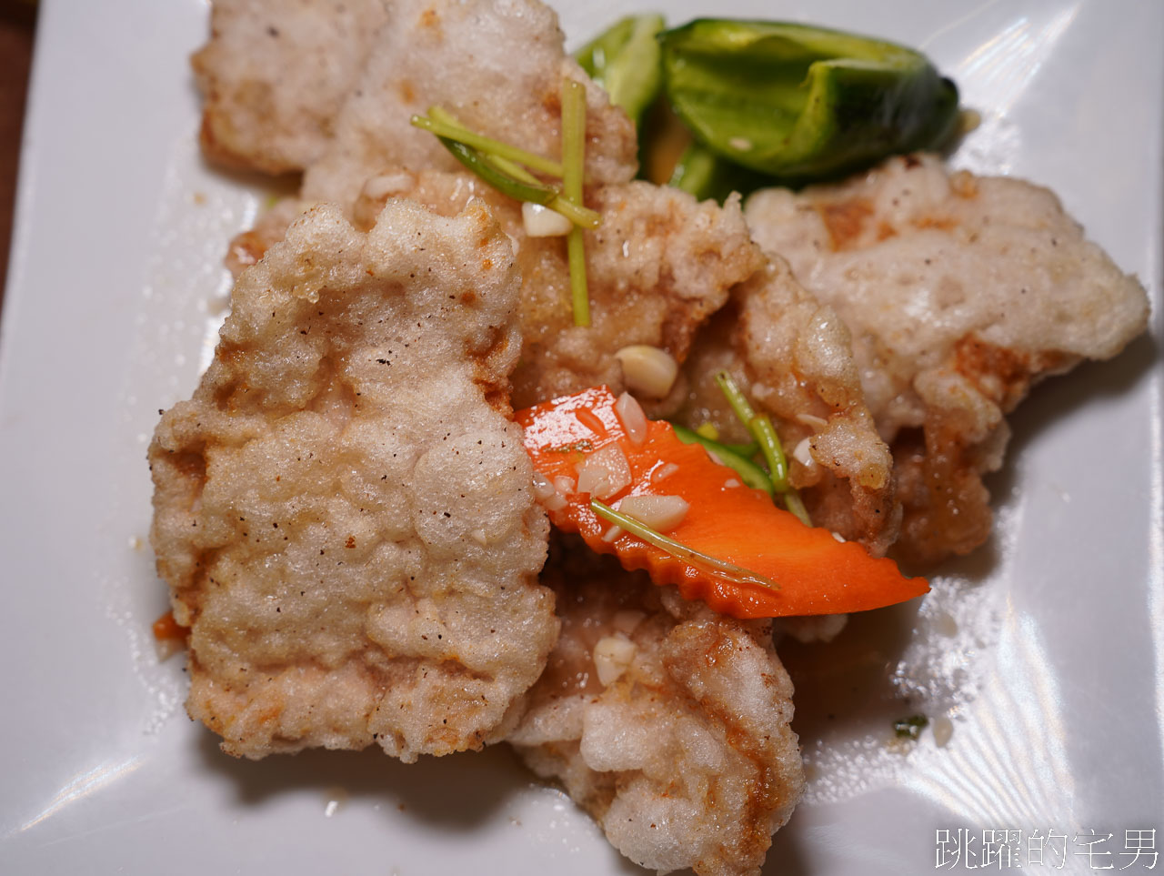 [萬華美食]金麥子酸白菜鍋-湯頭酸爽帶勁，還有東北鍋包肉，台北酸菜白肉鍋推薦，鄰近停車場