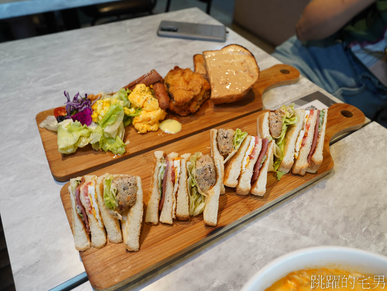 [花蓮早午餐]Bravo Brunch甚好早午餐-辛拉麵加了牛奶，湯頭好喝有層次，花蓮早餐吃吃看