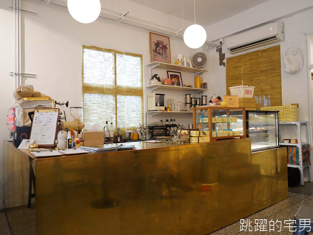 [新城咖啡廳]Cabret Cafe-花蓮好吃甜點下午茶，13種口味費南雪，還有狗狗零食，寵物友善咖啡廳