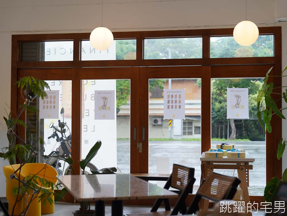 [新城咖啡廳]Cabret Cafe-花蓮好吃甜點下午茶，13種口味費南雪，還有狗狗零食，寵物友善咖啡廳