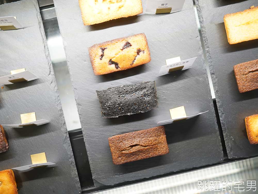 [新城咖啡廳]Cabret Cafe-花蓮好吃甜點下午茶，13種口味費南雪，還有狗狗零食，寵物友善咖啡廳