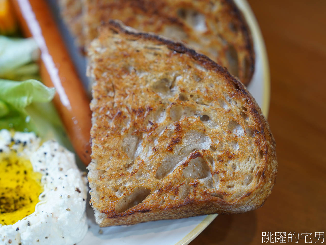 [台北早午餐推薦]Miss V Bakery cafe敦北店-結合、甜點、麵包店的早午餐，酸麵包、自製乳酪，自製奶酪、土耳其特色餐點都有!