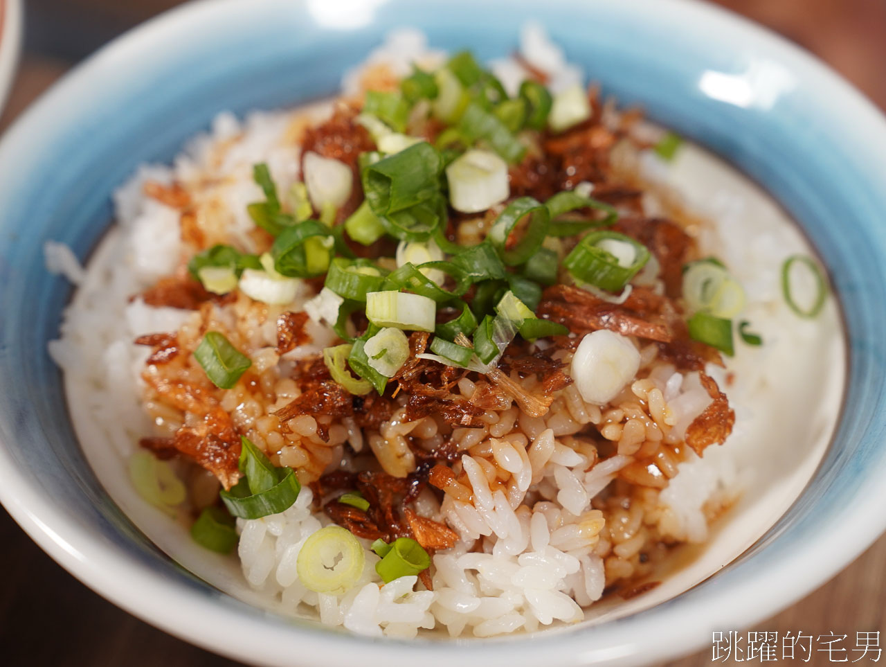 [花蓮美食]劉姥姥麵店-眷村油蔥拌麵令人驚艷，單純的味道竟能如此好吃、麻醬麵，眷村炒滷味
