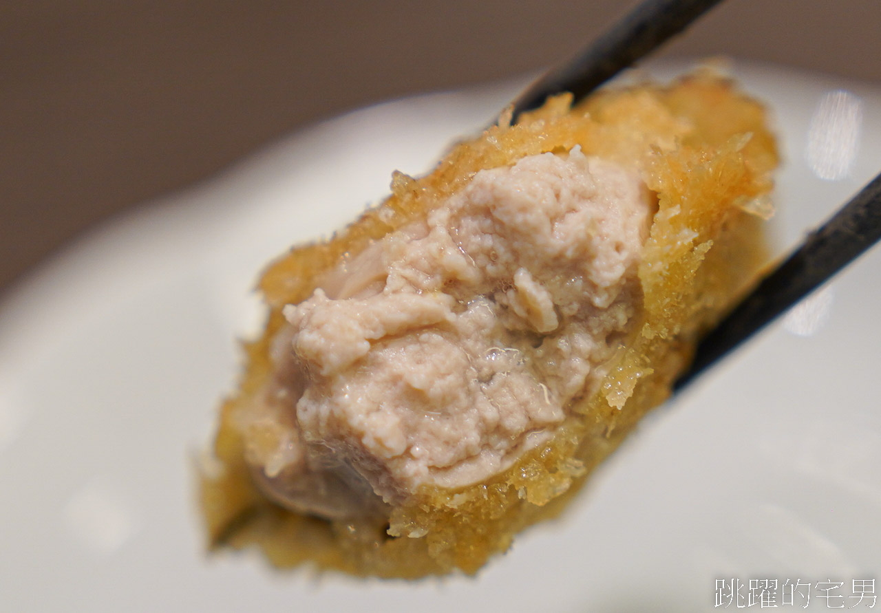 [花蓮美食]季之雲-花蓮日式料理推薦，整條星鰻海鮮丼飯有夠爽，日本厚切豬排超嫩，炸牡蠣絕對必點