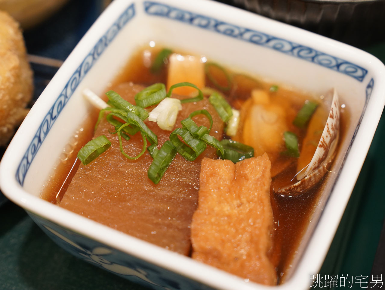 [花蓮美食]季之雲-花蓮日式料理推薦，整條星鰻海鮮丼飯有夠爽，日本厚切豬排超嫩，炸牡蠣絕對必點