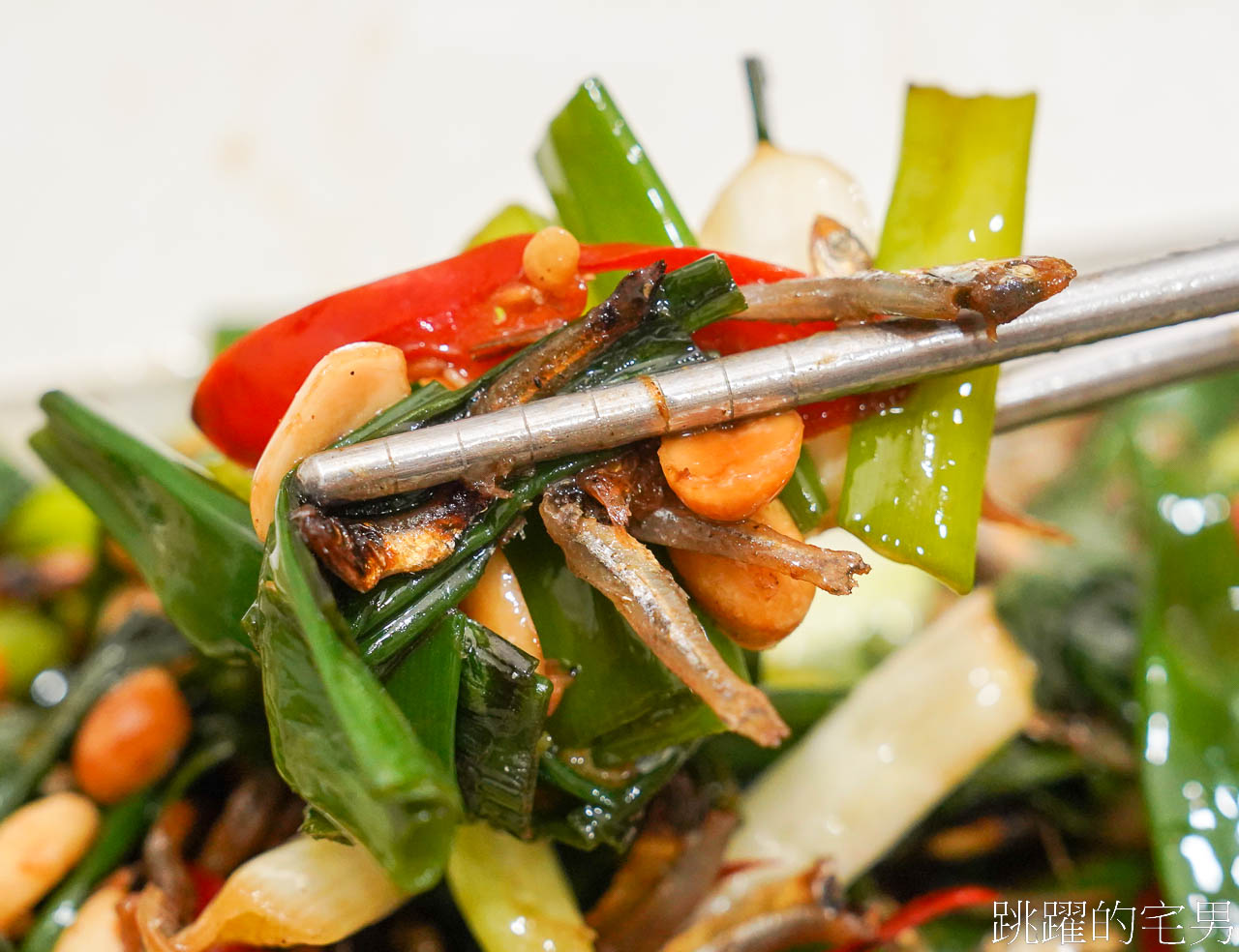 [花蓮美食]吳記麵店-這家花蓮炒麵完全我的菜，櫻花蝦炒飯大推! 建議電話預訂