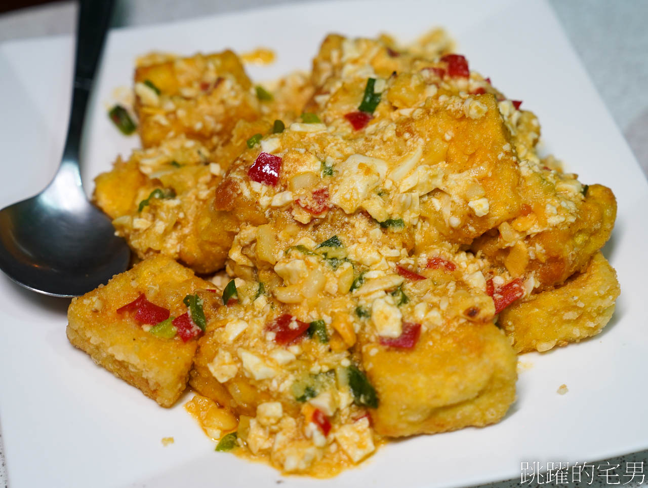 [花蓮吉安美食]阿美煮- 桶仔雞鹹香又多汁，現烤活魚毫無土味又水嫩，入口還有特別香氣，絕對是花蓮烤魚推薦! 花蓮桶仔雞推薦