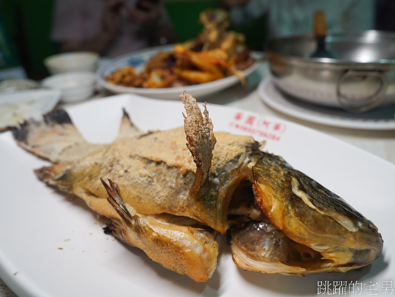 [花蓮吉安美食]阿美煮- 桶仔雞鹹香又多汁，現烤活魚毫無土味又水嫩，入口還有特別香氣，絕對是花蓮烤魚推薦! 花蓮桶仔雞推薦