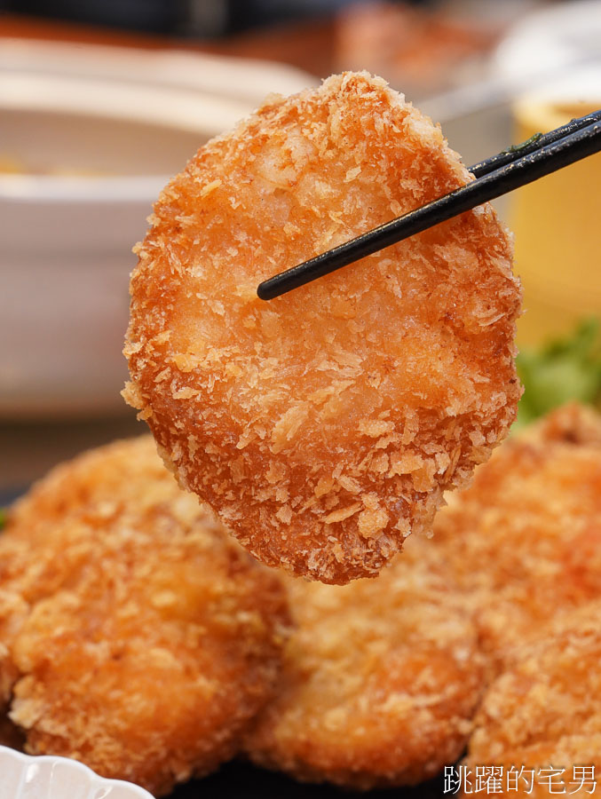 [花蓮年菜]壽豐小吃慶豐店-紅色系年菜喜氣登場，2025花蓮除夕、初二年菜外帶，10人份新鮮活龍蝦就是爽