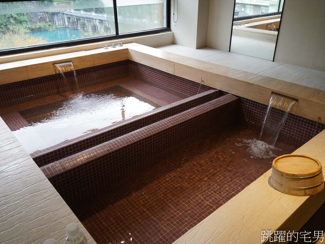 [烏來住宿]璞石麗緻溫泉會館-高質感烏來溫泉飯店於山林靜謐湛藍溪水之間，多種風格湯屋、台北溫泉飯店推薦、烏來飯店推薦、烏來旅遊、2025台灣好湯金泉獎五大旅遊推薦獎