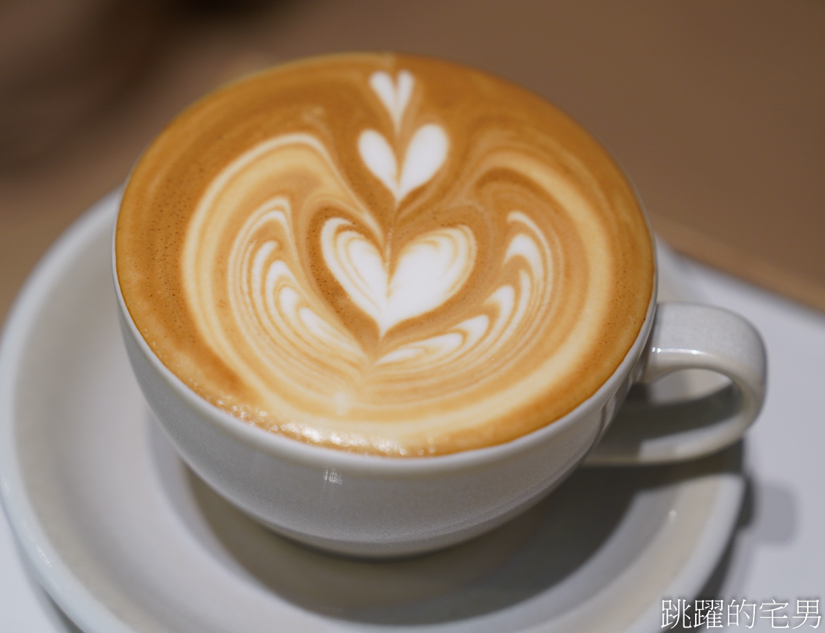 [雙連早午餐]Supranormal Bakery Cafe赤峰店-推薦熱辣蝦仁嫩蛋可頌，蛋塔一早要來買