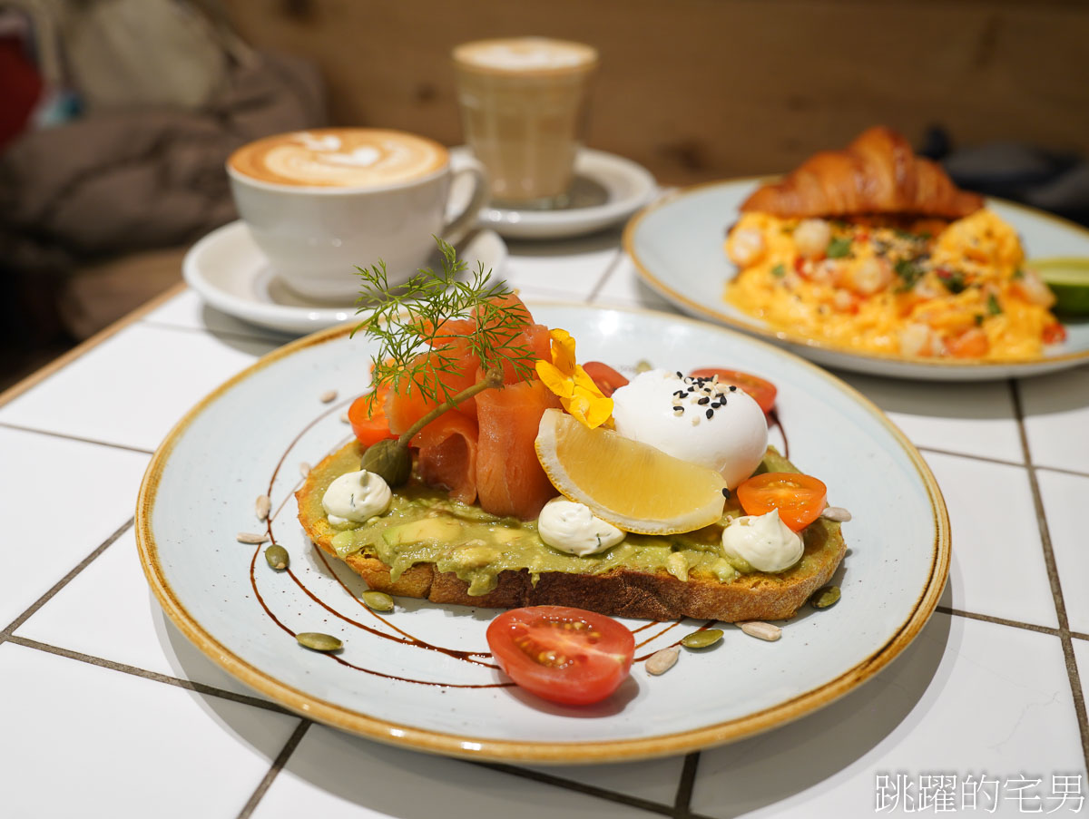 [雙連早午餐]Supranormal Bakery Cafe赤峰店-推薦熱辣蝦仁嫩蛋可頌，蛋塔一早要來買