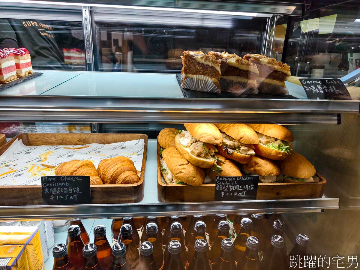 [雙連早午餐]Supranormal Bakery Cafe赤峰店-推薦熱辣蝦仁嫩蛋可頌，蛋塔一早要來買