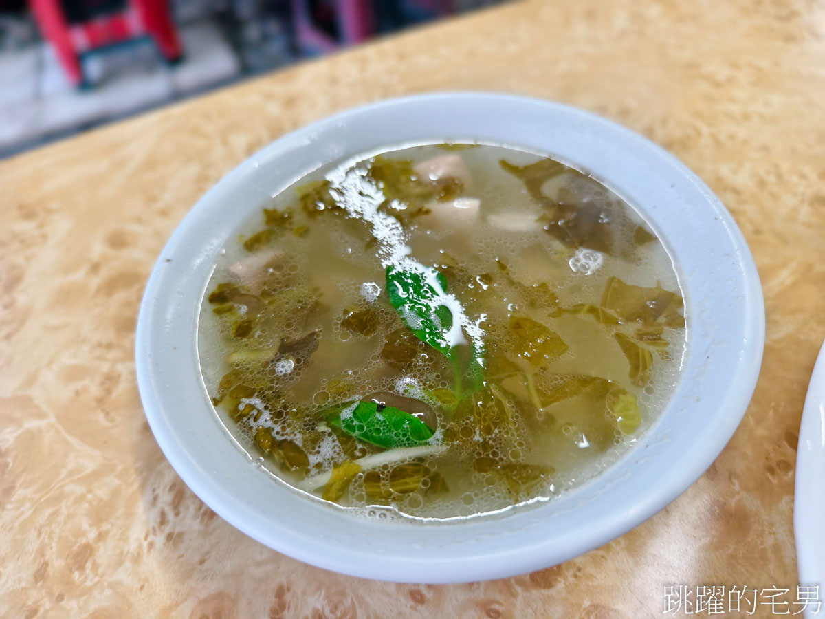 [吉安美食]豐炒飯炒麵專賣店-沒招牌好吃花蓮炒飯，粒粒分明一點都不油，還可以做雙拼炒飯，櫻花蝦炒飯推薦