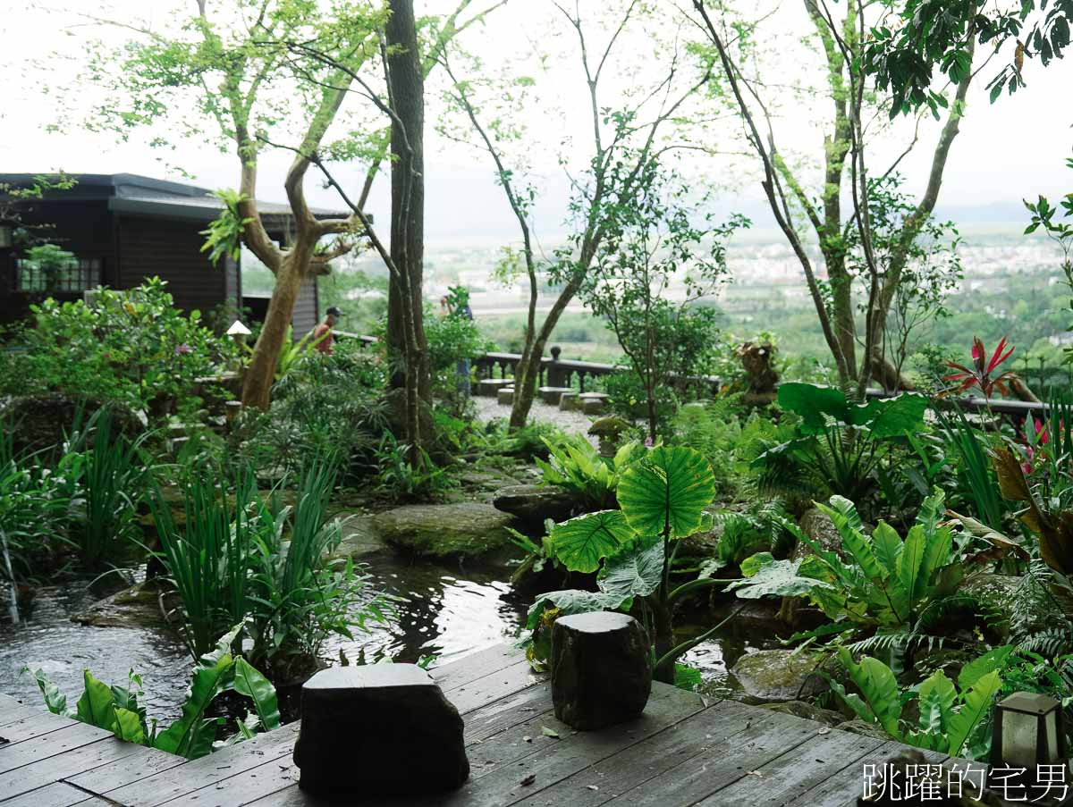 [花蓮景觀餐廳]月廬食堂好吃嗎? 你絕對是問錯人，我吃得不是梅子雞，是這個地方的喜怒哀樂，鳳林美食