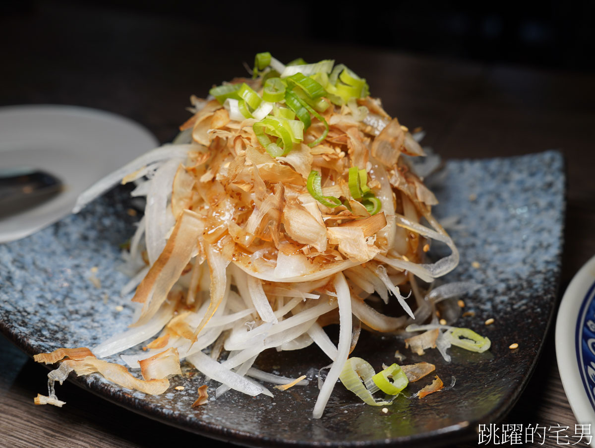 [吉安美食]東北燒烤熱炒-超好吃的烤茄子，孜然味香而不嗆真下飯，每個人必須都要點一條!!  吉安黃昏市場美食，花蓮宵夜