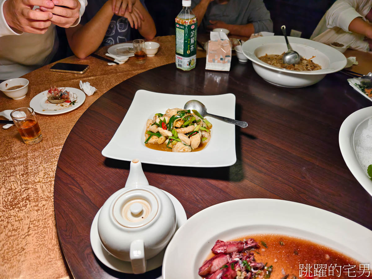 [礁溪美食]享鮮食坊-宜蘭無菜單料理炸鰻魚居然鮮到噴汁，西魯肉連吃3碗停不下， 永鎮海產2代，礁溪海鮮餐廳