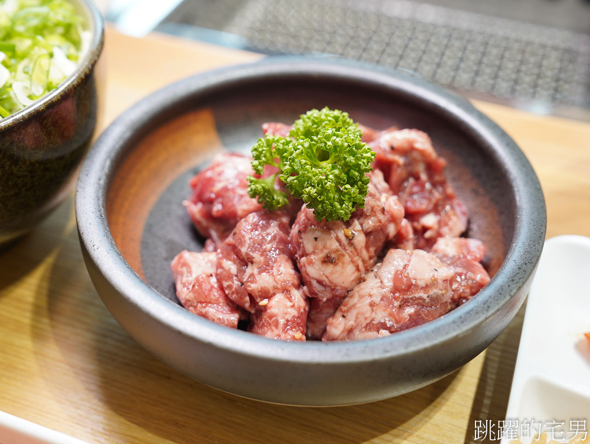 [花蓮美食]栄次郎個人燒肉plus+花蓮中山店-花蓮個人燒肉提供自助吧吃到飽，下午有營業還開到開到凌晨1點半，花蓮宵夜