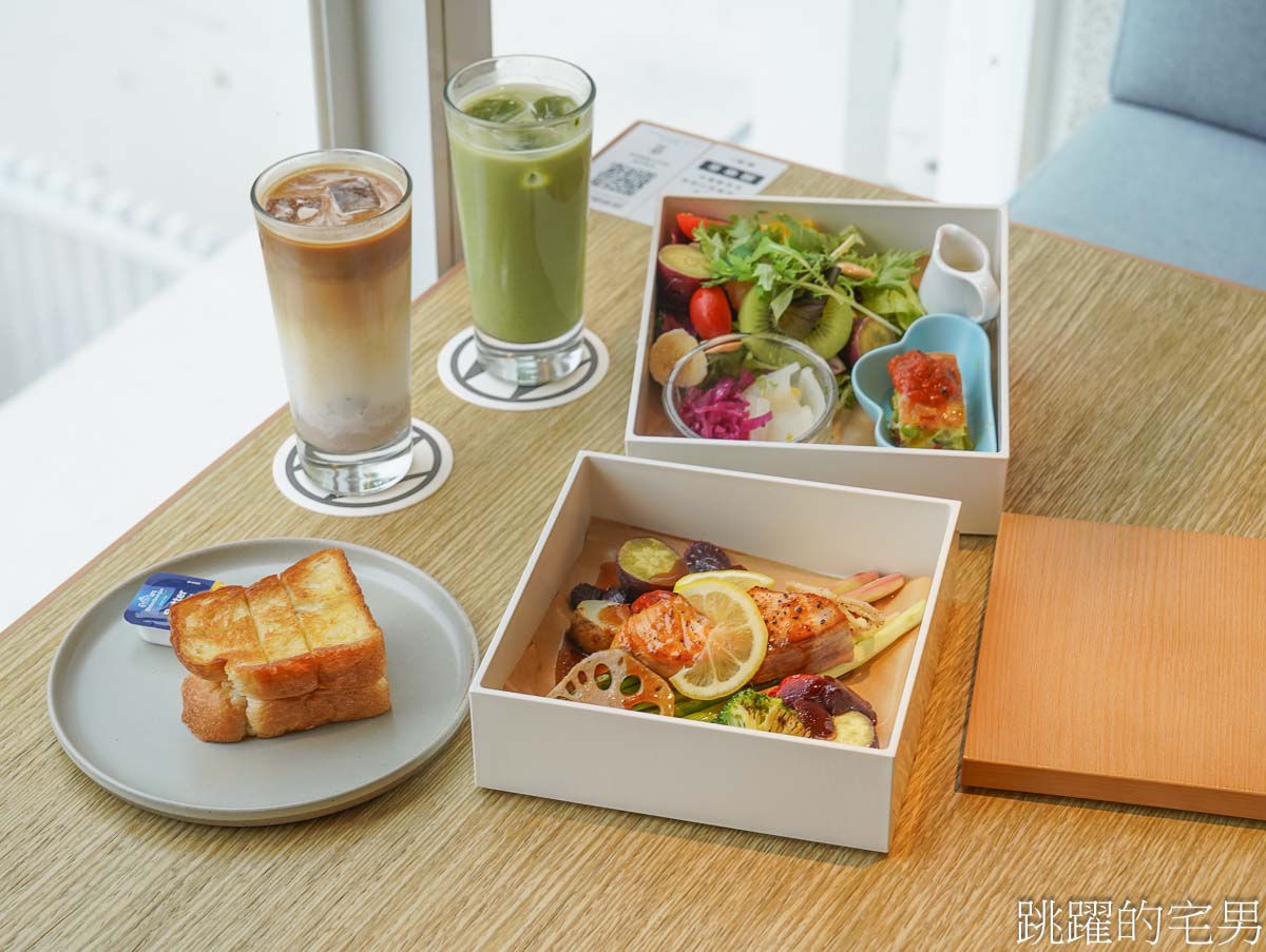 [日月町複合式商場]國道6號最美休息驛站，4層樓網美餐車美食咖啡廳好吃又好拍、TSUTAYA BOOKSTORE 蔦屋書店、伴手禮，南投埔里景點