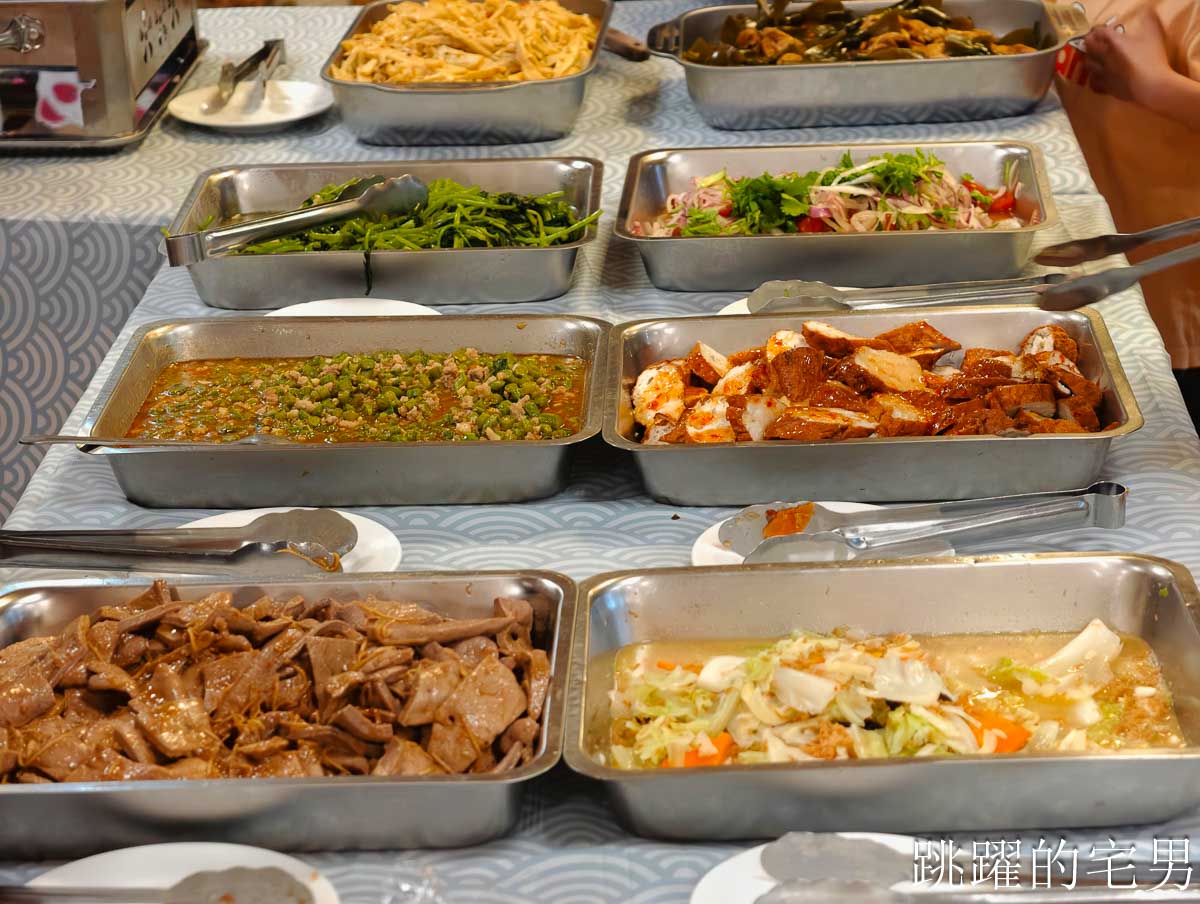 [吉安美食]兩斤農莊食堂-花蓮吃到飽120元便宜到炸裂，知道原因卻有點感傷