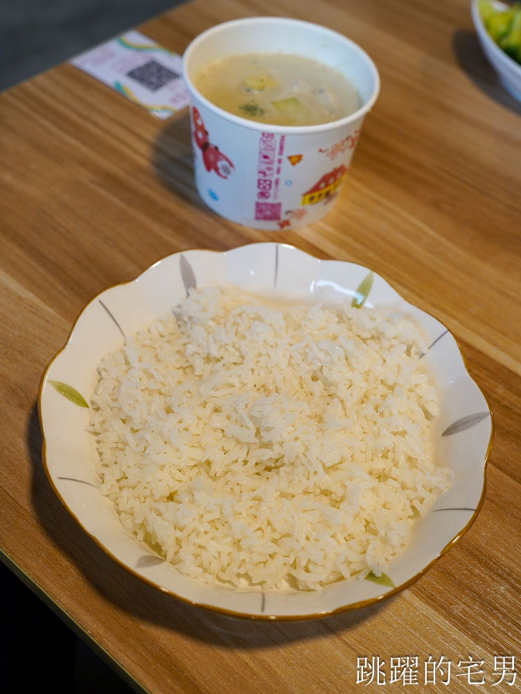 [花蓮美食]咕泰小餐館-懷念的好味道，玉里小米甜甜圈搬到花蓮市，獨特口感超喜歡，花蓮泰式料理推薦打拋豬，不思閣_米甜圈，玉里鎮-莉姆姆的歌