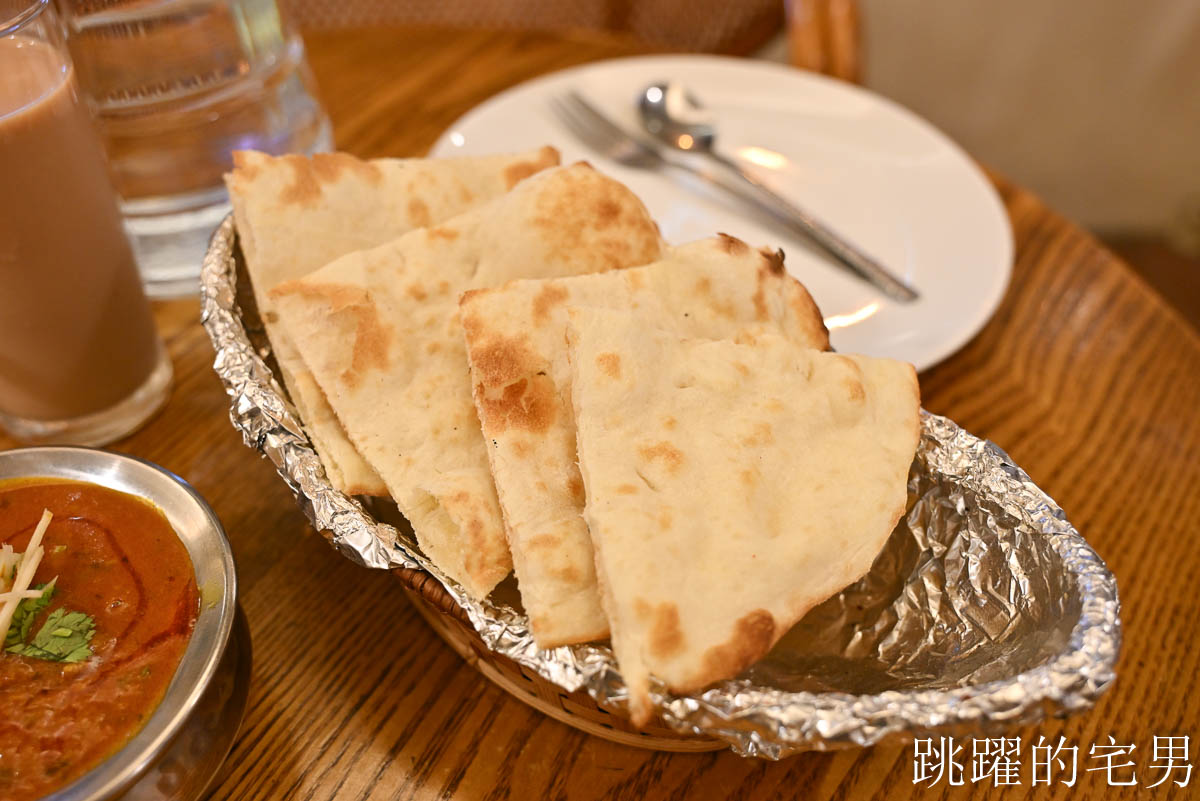 [花蓮美食]Ali的印度私房料理-經典牛肉咖哩搭配蒜味烤餅風味十足，花蓮印度咖哩