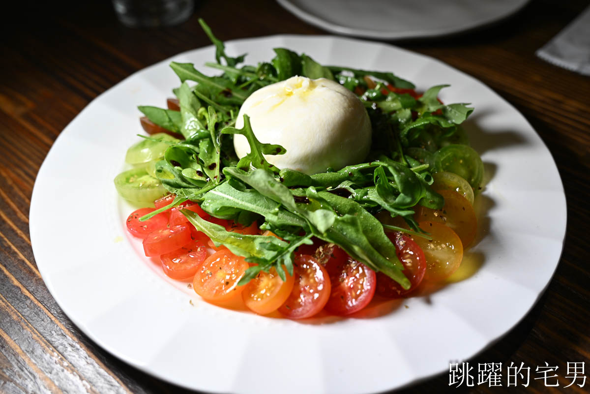 [小巨蛋美食]花滔廚房-台北餐酒館免開瓶費超佛心，墨魚燉飯、提拉米蘇太好吃了，義大利菜牛肚、雞胗竟然可以這樣做，松山餐酒館推薦