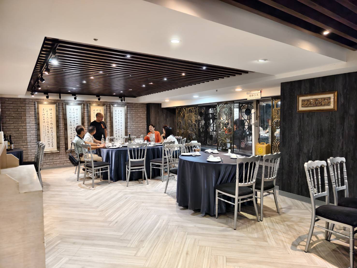 [中山區美食]彭園創始店-超過一甲子台北聚餐餐廳，極品蔥燒大婆參、砂鍋干貝花膠、甜在心紅棗麻糬，陳鴻人也太客氣