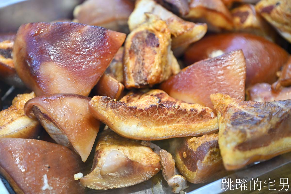 [花蓮吉安美食][影片]慶豐麵店-這家獨特煙燻小菜太美味! 必吃三角肉、豬尾巴、豬肝! 花蓮美食推薦 花蓮VLOG