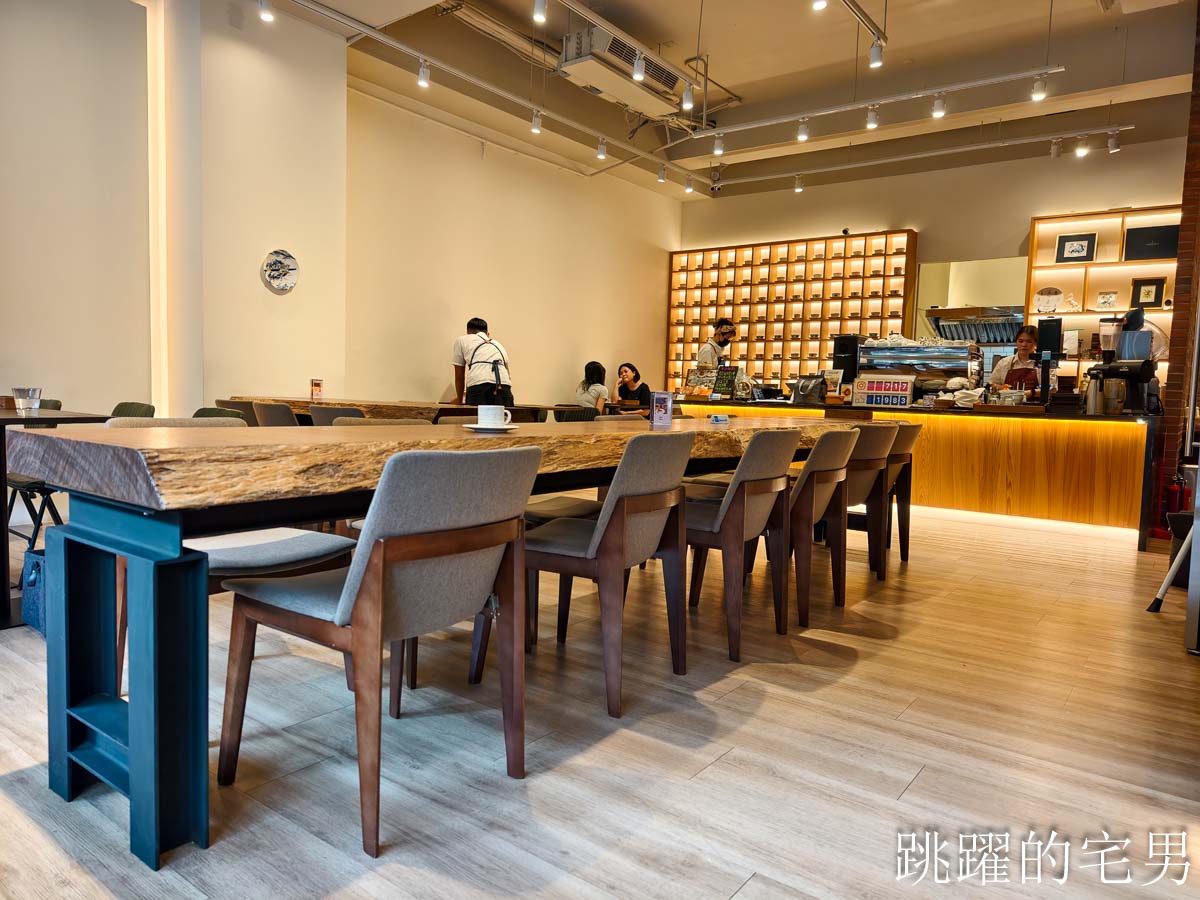 [大同區咖啡廳]波赫士領地精品咖啡館昌吉店-人稱台北提拉米蘇推薦，必點千層蛋糕才是王道，台北有插座咖啡廳