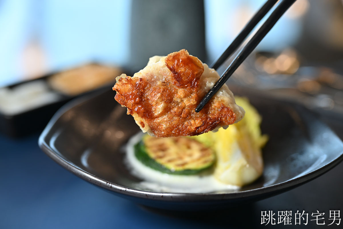 [台北景觀餐廳]明水然・樂-淡水景觀店-捷運走路5分鐘即可到，台北約會餐廳推薦，山景絕美景色心曠神怡，連續三年『此生必嚐十大高CP值無菜單鐵板燒！』網路溫度計冠軍，淡水景觀餐廳推薦