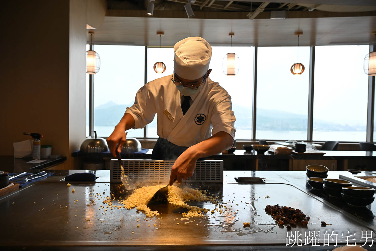 [台北景觀餐廳]明水然・樂-淡水景觀店-捷運走路5分鐘即可到，台北約會餐廳推薦，山景絕美景色心曠神怡，連續三年『此生必嚐十大高CP值無菜單鐵板燒！』網路溫度計冠軍，淡水景觀餐廳推薦