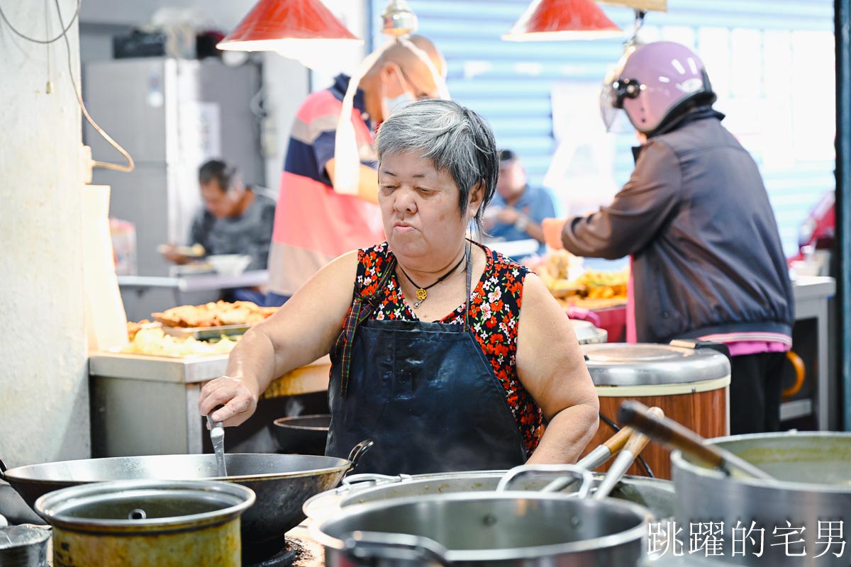 [吉安早餐]老戴自助餐-早餐就能吃到30幾道清粥小菜自助餐也太開心，地瓜粥、麵飯通通有，開到中午，花蓮早餐，仁里市場美食
