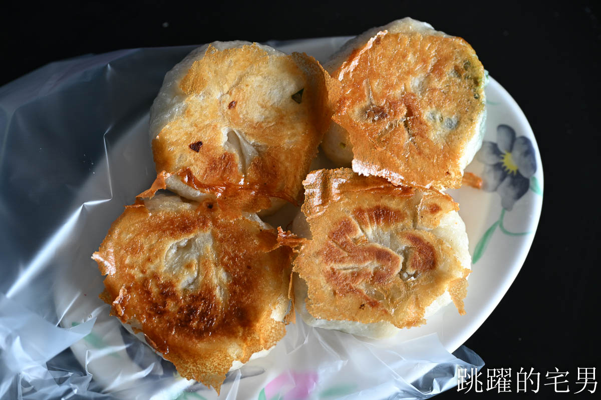 [吉安早餐]宜昌早點-30年10元水煎包，開朗佛心老闆每天早上5點10分出鍋，花蓮早餐水煎包