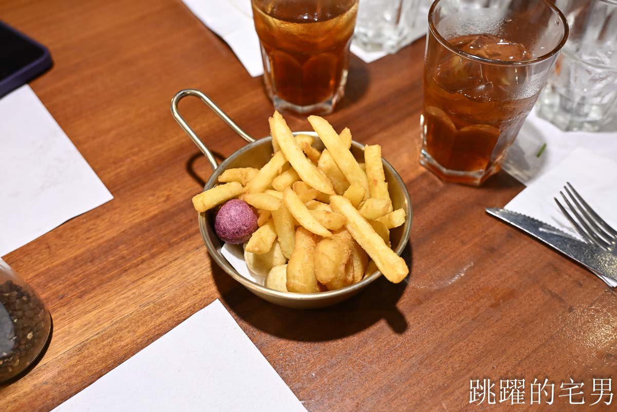 [花蓮美食]來來牛排-連香菜控都震驚了「香菜山蓋滿整塊肉」吃完直接變成香菜的形狀，花蓮牛排