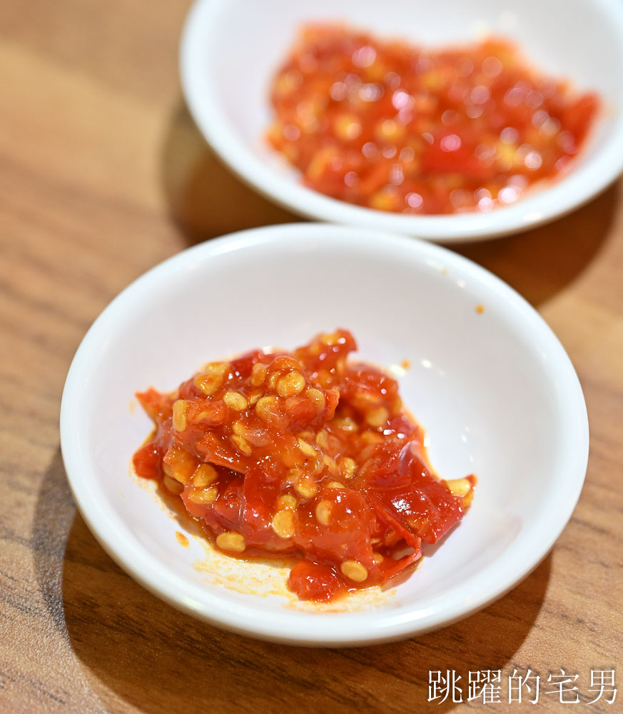 [羅東美食]上品佑食堂-40年羅東小吃推薦溫體超厚嫩豬排＋炸蛋滷肉飯，空間舒服下午有營業，小朋友送造型氣球好貼心