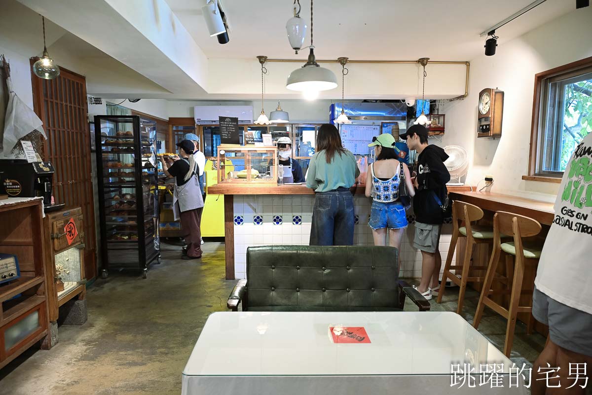 [台灣可頌推薦]找到了可頌小売所-可頌迷看過來! 每天只營業3.5小時專賣店，檸檬奶奶可頌，巧克力煙囪捲口感令人驚艷、千層蛋塔絕對必買! 花蓮甜點