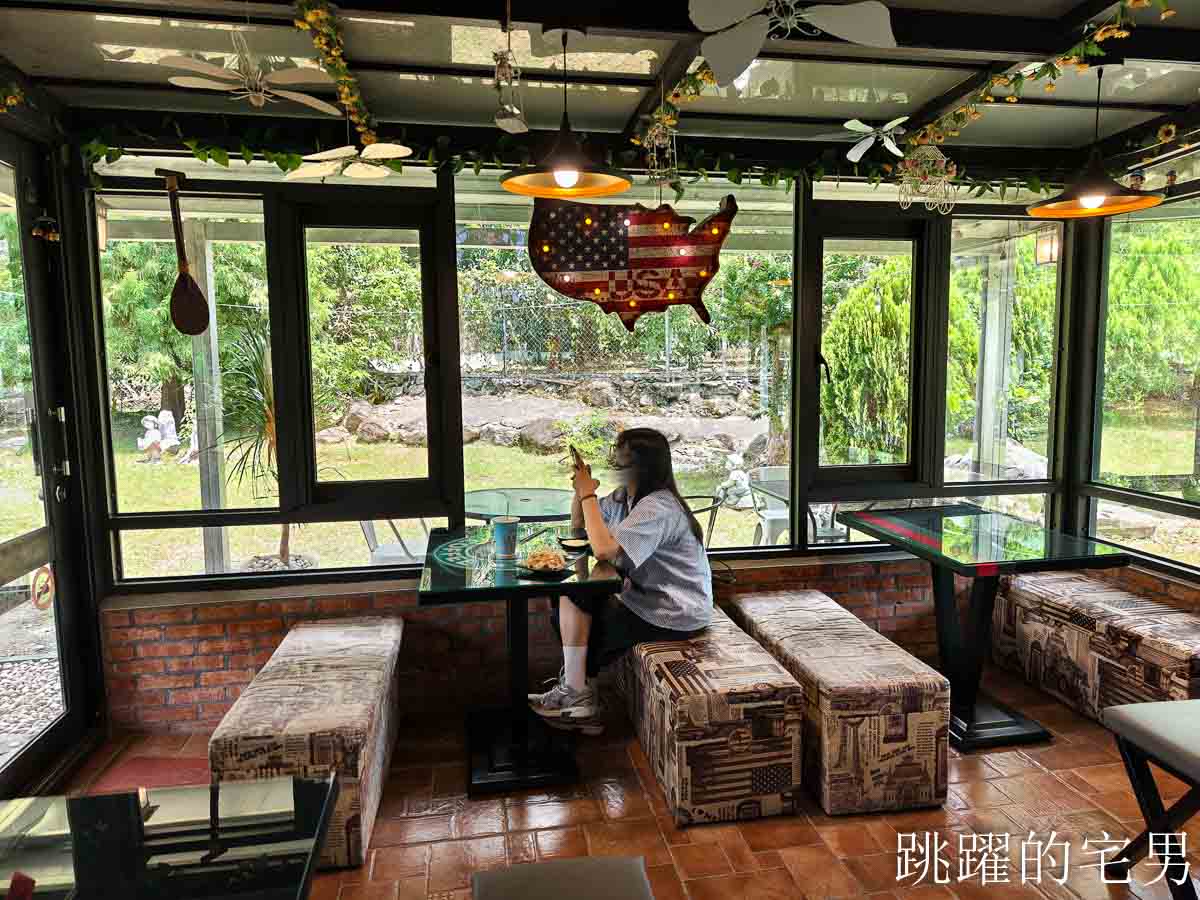 [花蓮秀林早餐]早醒早餐店-大片綠色植栽映入眼簾，秀林部落裡悠閒早午餐，阿嬤ㄟ炒麵、起司蛋餅必點