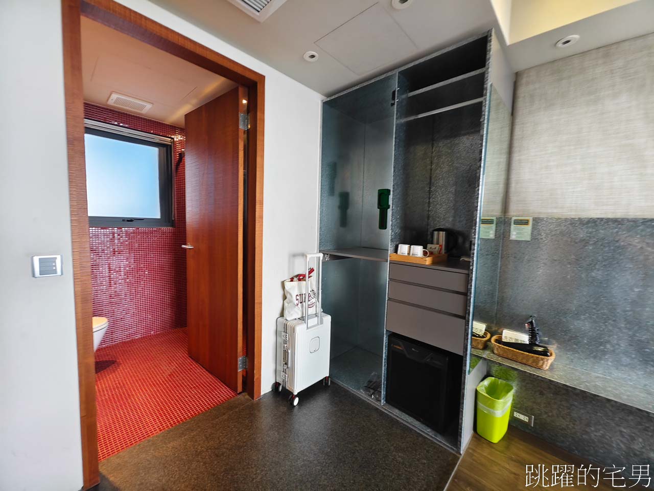 [花蓮海景飯店]Kadda Hotel璽賓行旅-花蓮無邊際泳池飯店，鄰近市區就能享受絕美太平洋，自行車旅遊友善提供專屬車架等服務自行車旅遊規劃推薦