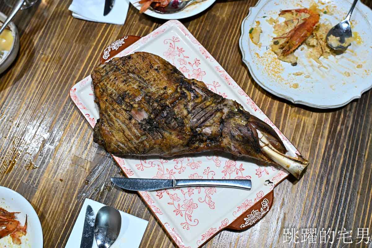 [小巨蛋美食]花滔廚房-台北餐酒館免開瓶費超佛心，居然有整隻羊腿! 墨魚燉飯、提拉米蘇太好吃了、雞胗竟然可以這樣做，松山餐酒館推薦