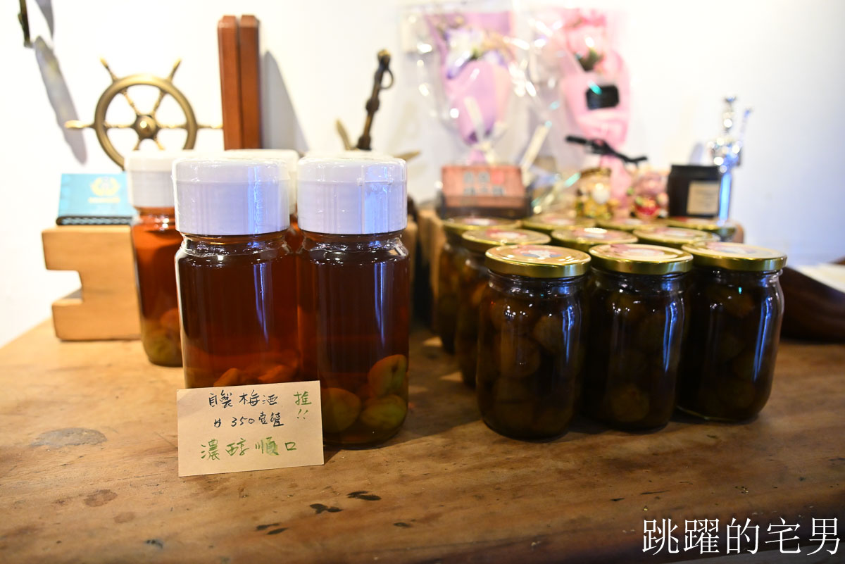 [花蓮美食]鼎園桶子雞餐廳-花蓮有包廂餐廳空間舒服，桶仔雞合菜、超好吃客家豆腐，居然還收藏行動郵局